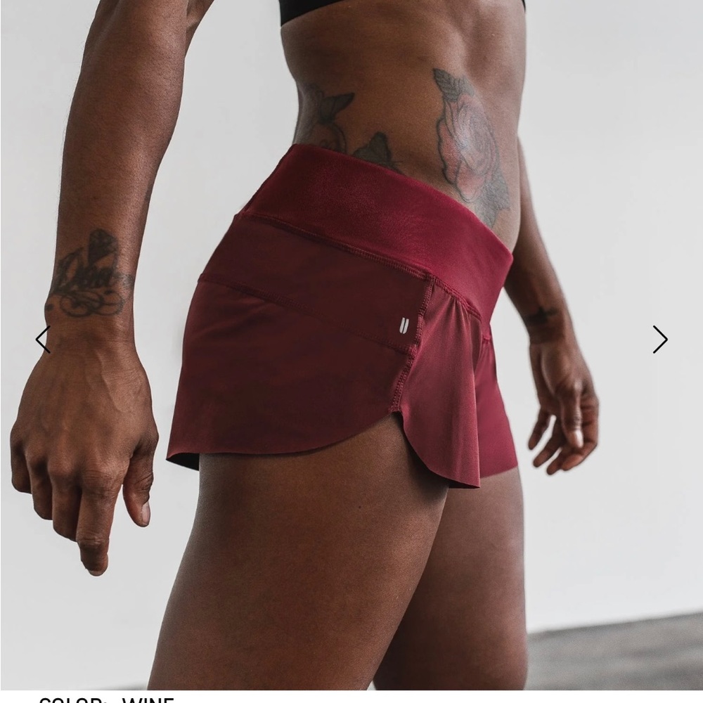 NOBULL Pace Short, Wine